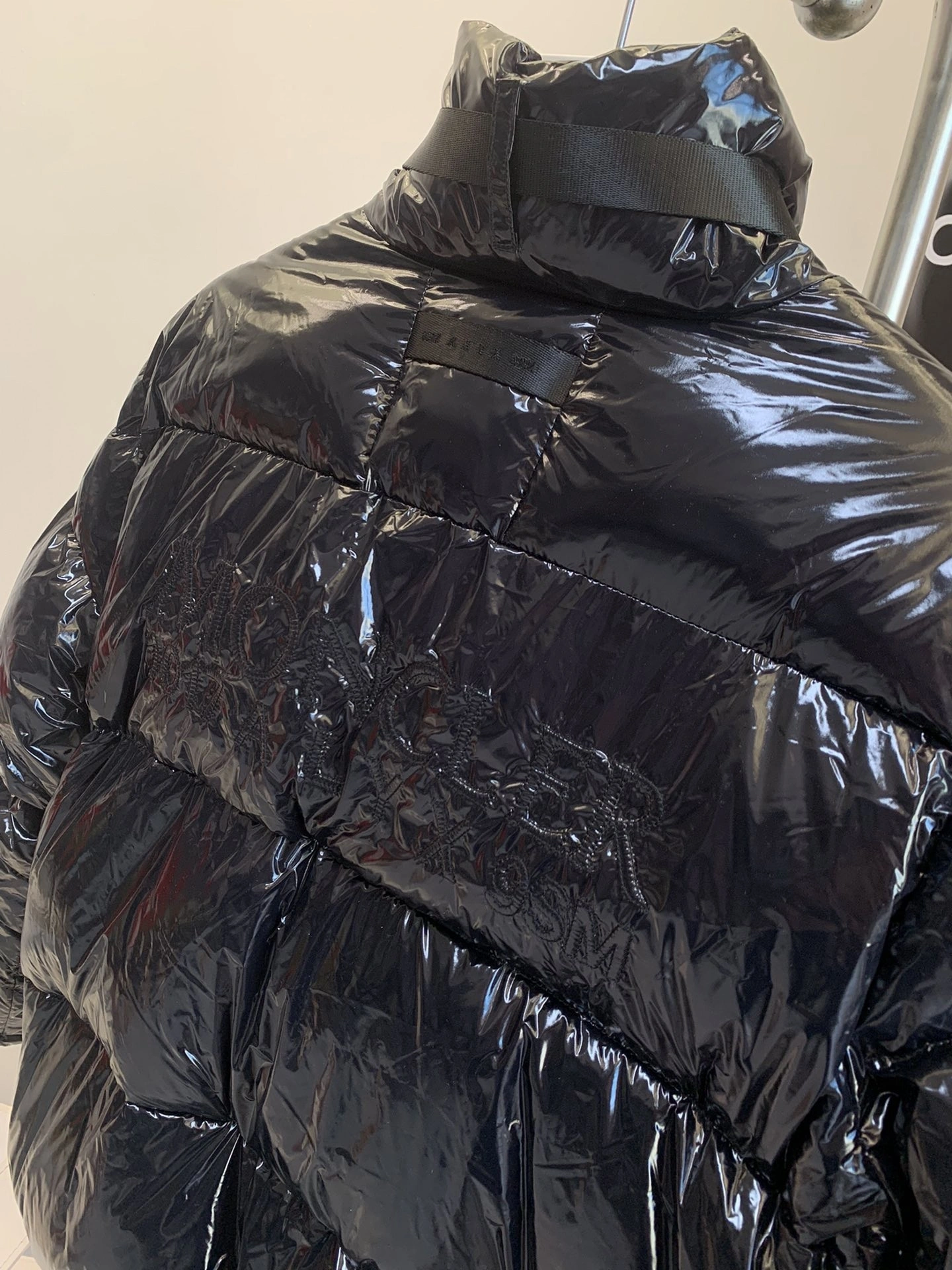wg.luxury-- 7o9385r ALYX Down jacket white duck down item: E-F431J0118